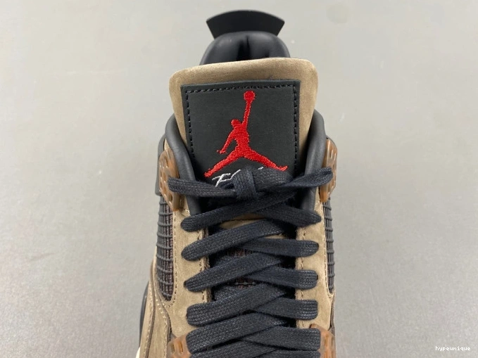 HYPE Brown Air AJ4-882335 4 x Jordan Travis TS Scott Retro 0817